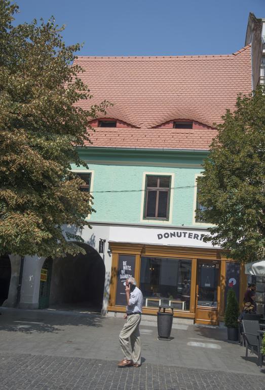 Отель Casa Mots Сибиу Экстерьер фото