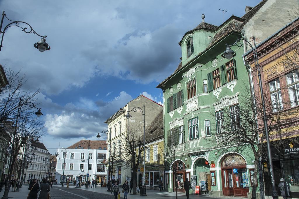 Отель Casa Mots Сибиу Экстерьер фото